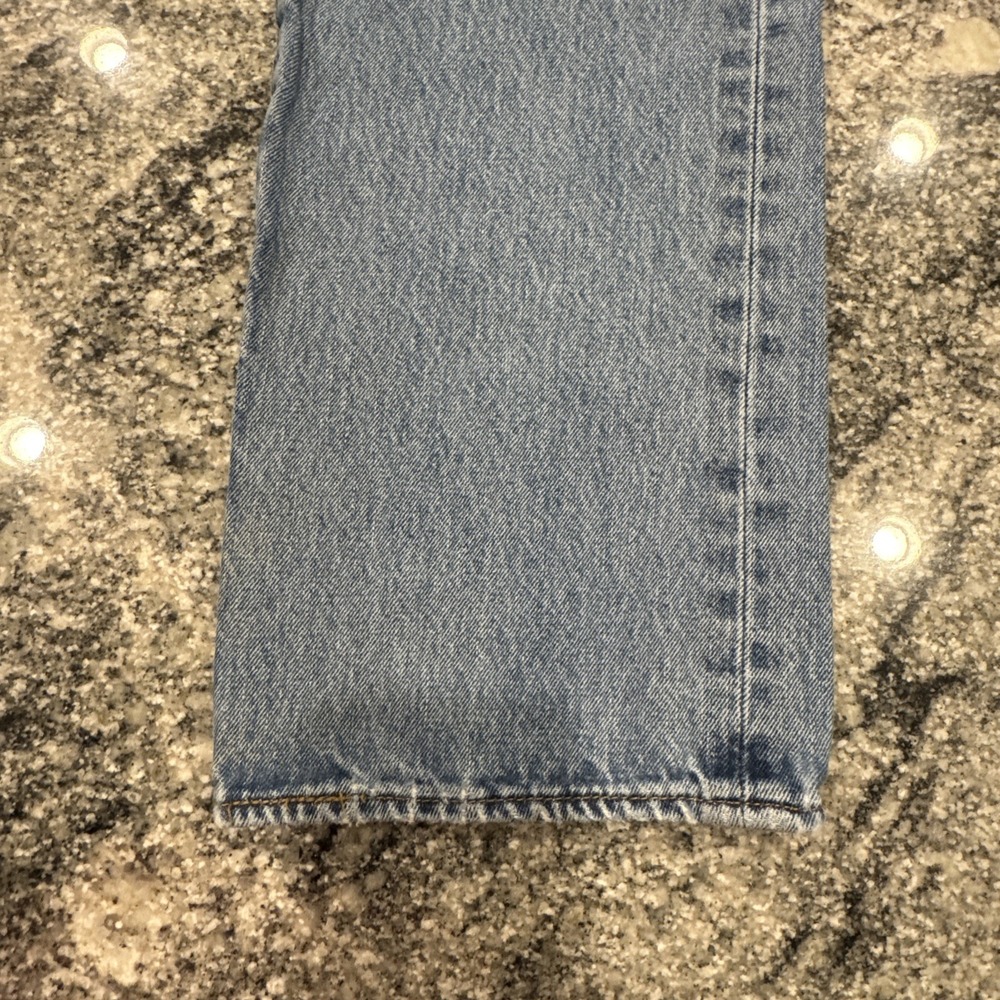 Levis 501 Jeans Mens 36x29 Blue Denim Pants Button Fly Straight Classic Faded‎ - Picture 2 of 16
